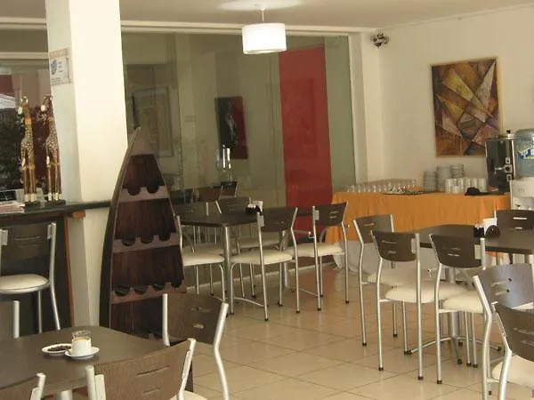 ***  Dakar Hotel Mendoza Argentina